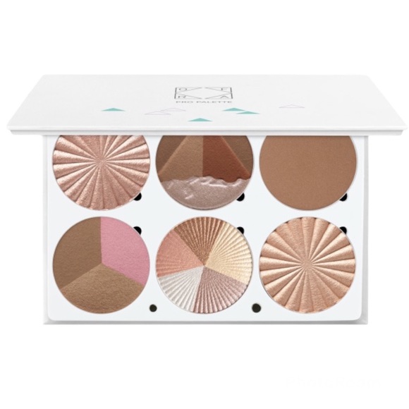 Ofra Pro Palette. On The Glow bronzing & highlighting palette, so shimmery *NEW* - Picture 8 of 14